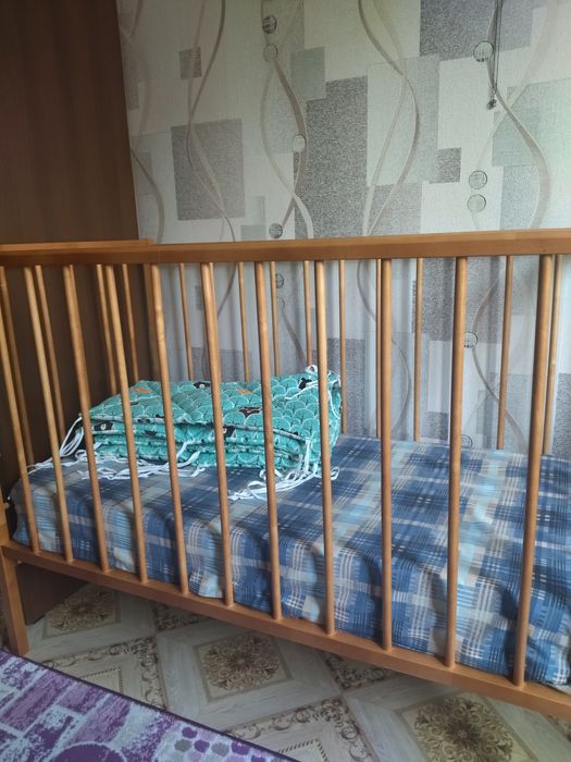 Детская кроватка