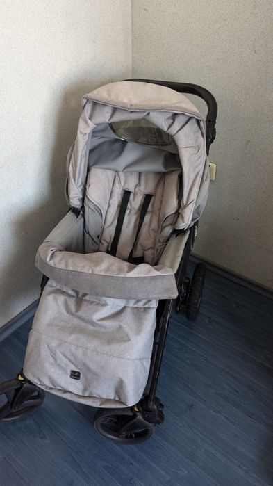 Продавам детска количка  Cam Dynamico Up Rover 923