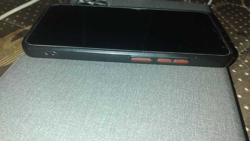 Realmi s25y telefon