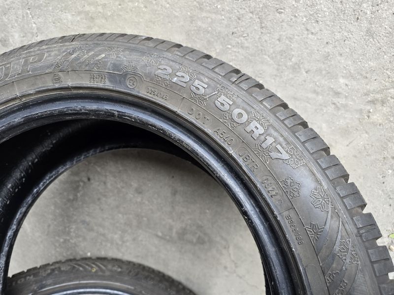 225/50/17 DUNLOP 4бр