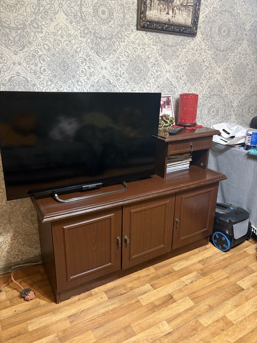 Тумба под телевизор