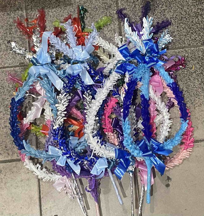 Продавам сурвачки