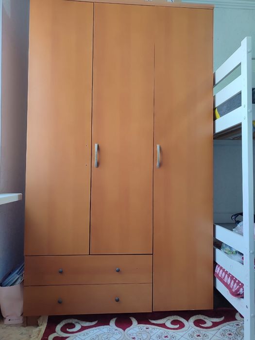 Шкаф сатылады 40.000