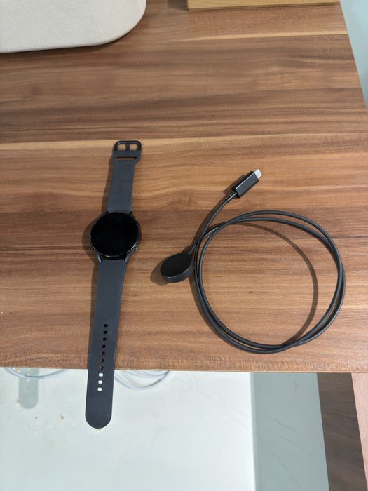 Продается часы Galaxy watch 5
