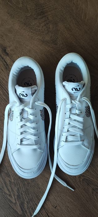 Дамски кецове Nike