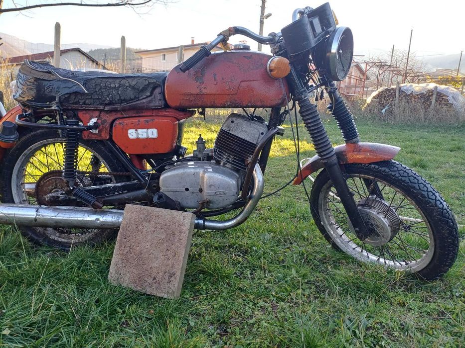 Мотор CZ год.1985г.за части