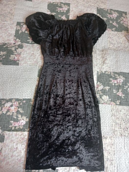 Продам платья б/у и новое