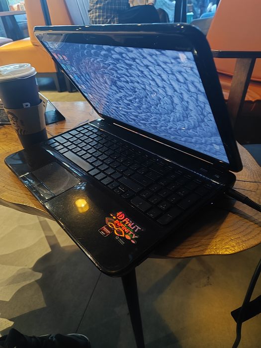 Продам красивый ноутбук HP G6