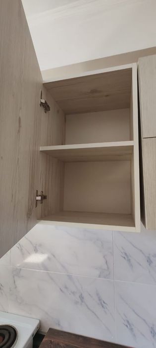 Продам кухонный гарнитур б/у