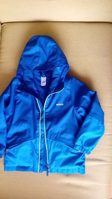 Детско яке, неразличимо от ново.