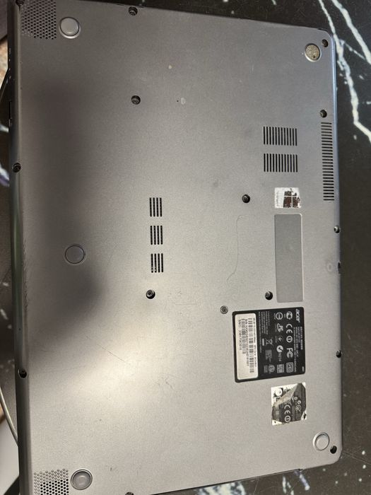 Laptop Acer Aspire 4GB RAM 120GB SSD Windows licențiat – Funcțional