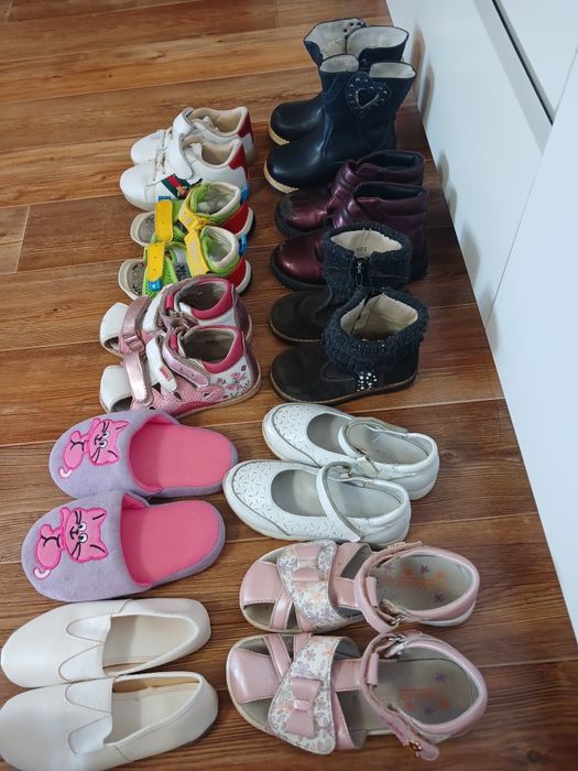 Продам детскую обувь для девочек по 500 тг