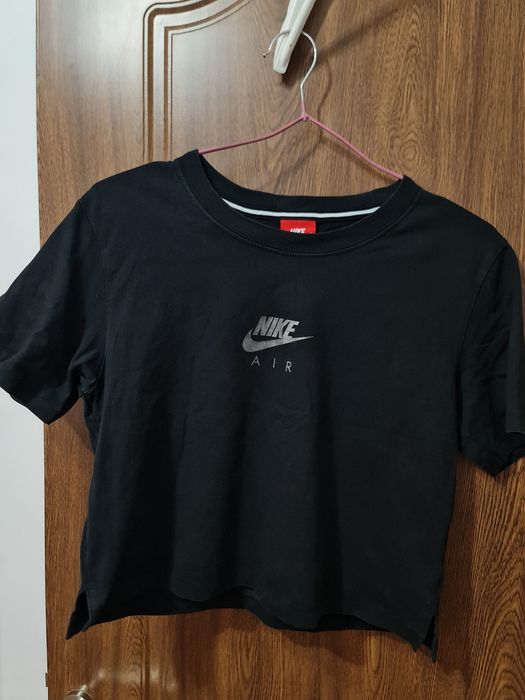 Top/tricou  negru Nike