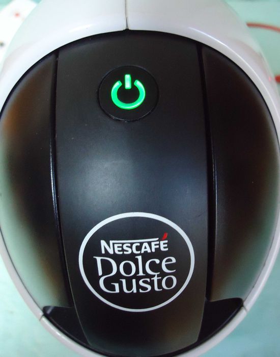 Кафемашина с гаранция 1 година NESCAFÉ® Dolce Gusto Delonghi Jovia.W