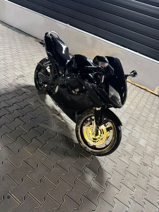 Honda cbr f4i 2001