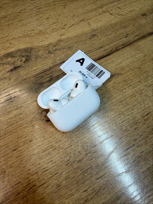 Наушник Apple AirPods Pro