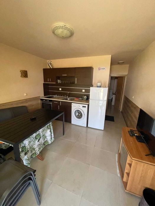 Дава се под наем Двустаен апартамент в Созопол - 50 кв.м за 248.88 € - Снимка #1