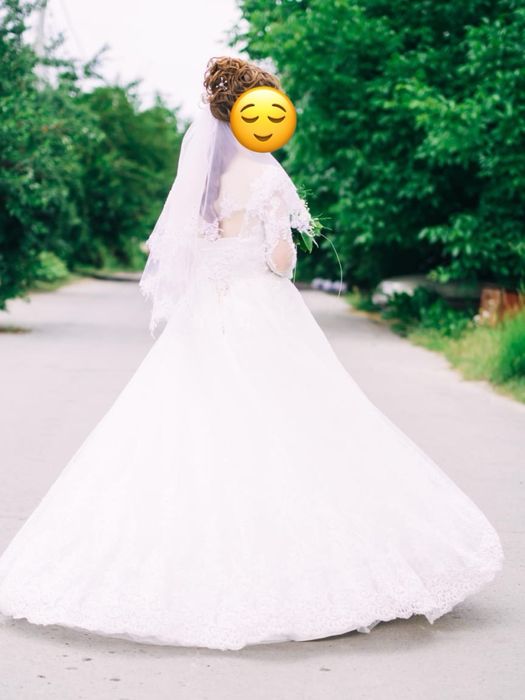 Свадебное платье