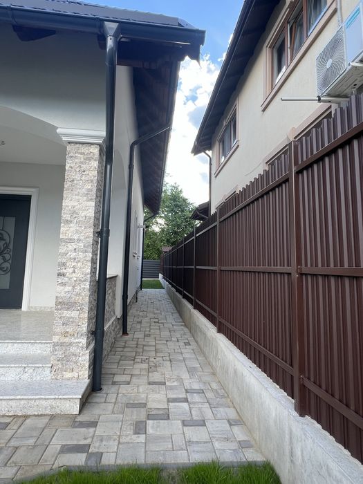 Casa de vanzare 155 mp utili
