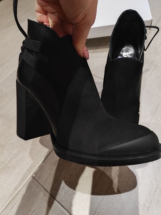 Елегантни боти SERGIO BARDI