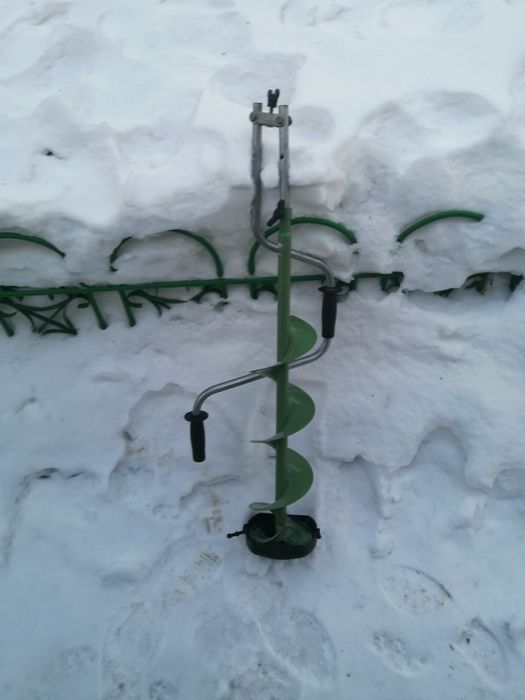 Продам шведский ледобур.