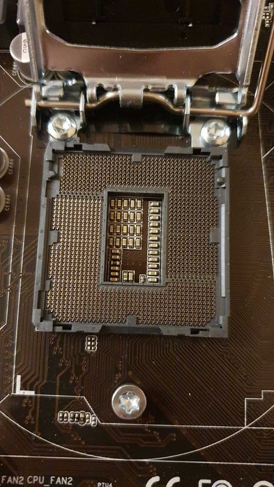 Placa de baza Asrock B85 Pro4 kit cu procesor intel g3240