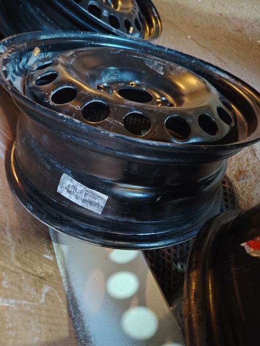 Продам диски на LADA