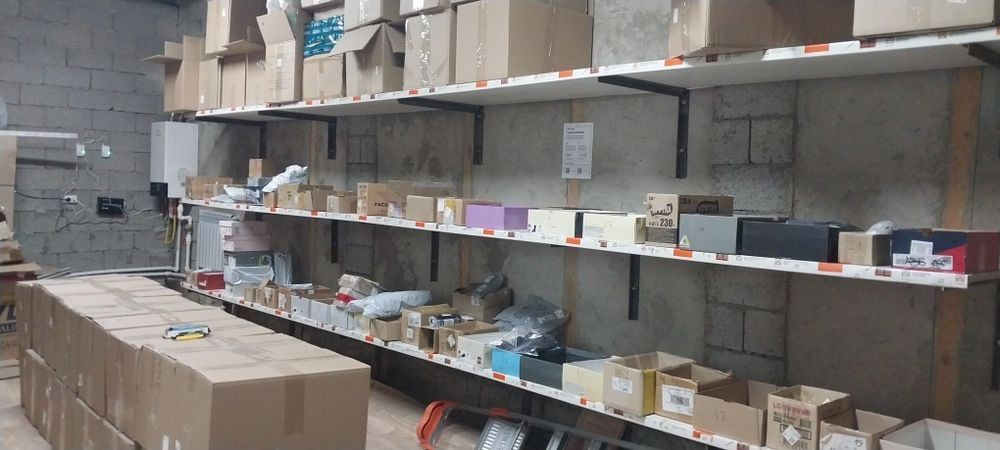 Продам Стеллажи полки