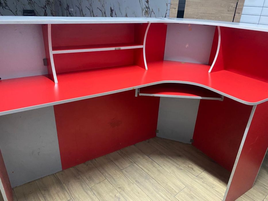 Ресепшен адм стол