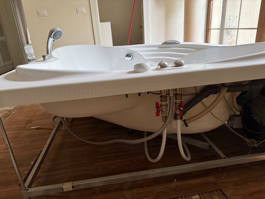 Cadă de colț- Jacuzzi