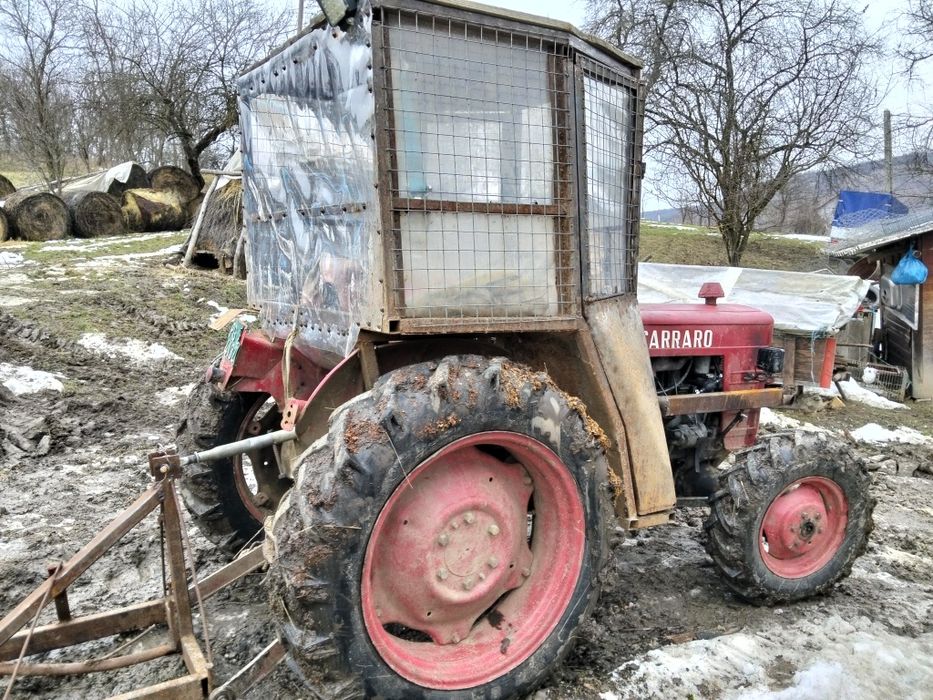 De vânzare tractor carraro 300