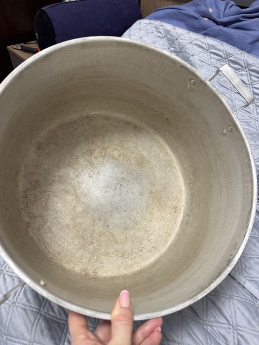 Кастрюля алюминиевая 5000 тенге