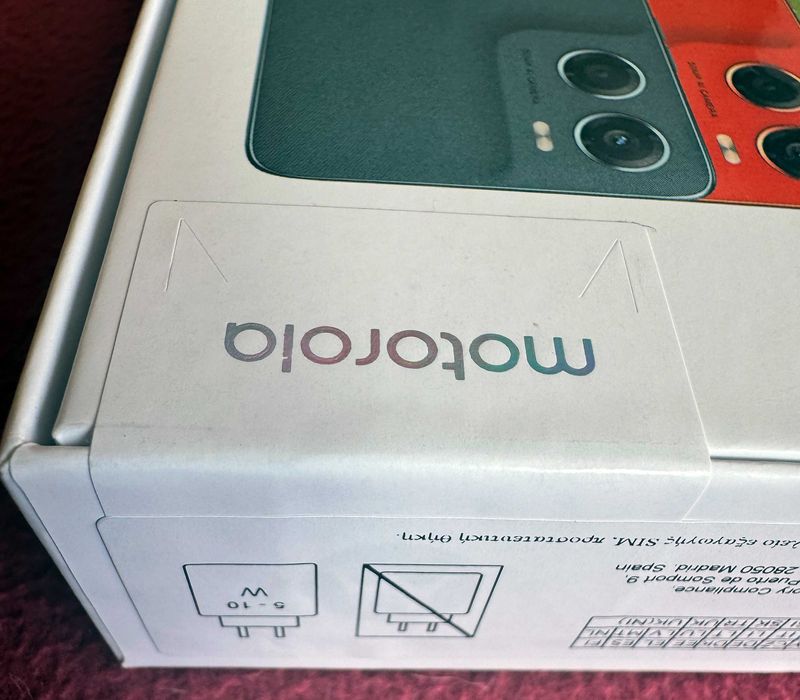 Смартфон Motorola G06 Dual SIM, 64GB, 4GB RAM- Запечатан - ГАРАНЦИЯ А1