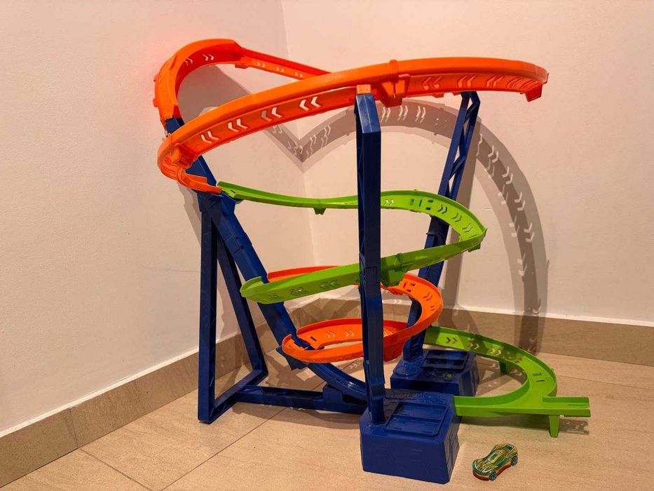 Много Писти Hot Wheels от високия клас