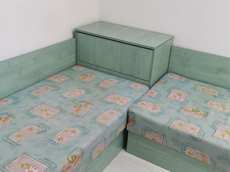 Ъглови  легла с матраци и повдигащ механизъм