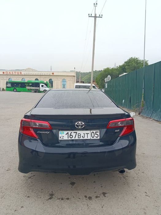 Toyota camry 50 2012