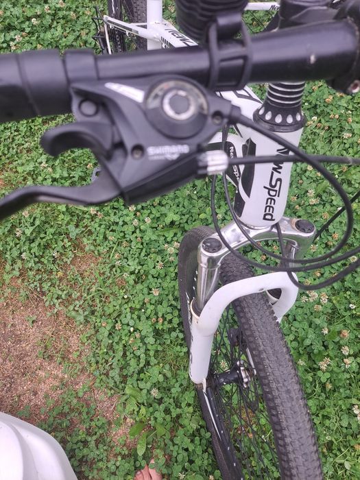 Vănd bicicleta ,stare f buna suspensi,frăne pe disc etc