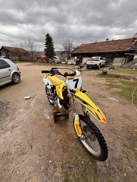 Suzuki rm 250.