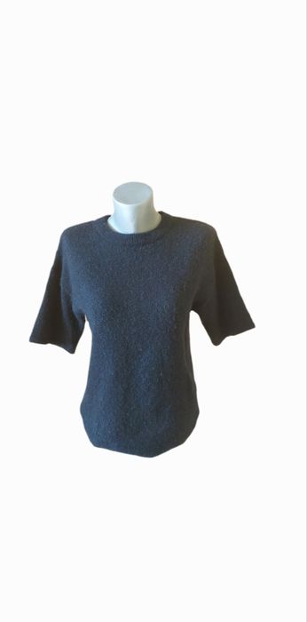 Пуловер SELECTED FEMME.размер М/S. 50% вълна.