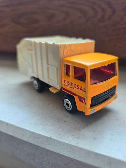 Matshbox Porsche , varios