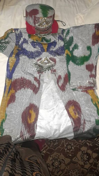 Продается платье женское