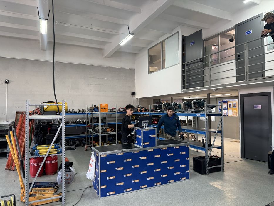 Аренда прокат инструмента и оборудование стремянка лестница трансформе