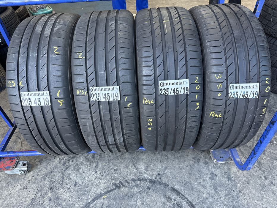 235/45/19 Continental RSC