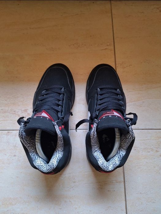 Nike Air Flight măr. 39