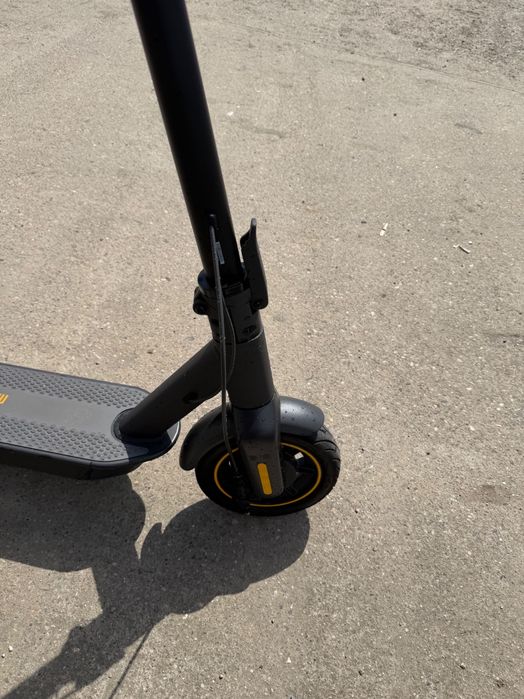 Trotineta electrica Ninebot max G30