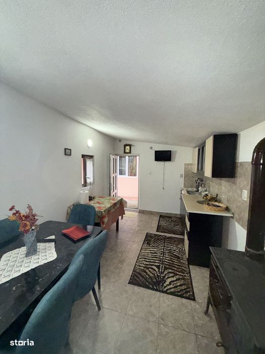 Casa noua | 5600 mp teren | Livada|  Golesti - Valcea