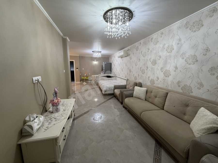 Продава се Тристаен апартамент в Велико Търново, Център - 120 кв.м за 765 €/кв.м - Снимка #2