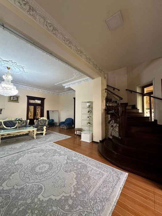 Продаётся дом в Юнусабадском районе, улица Регистон-6