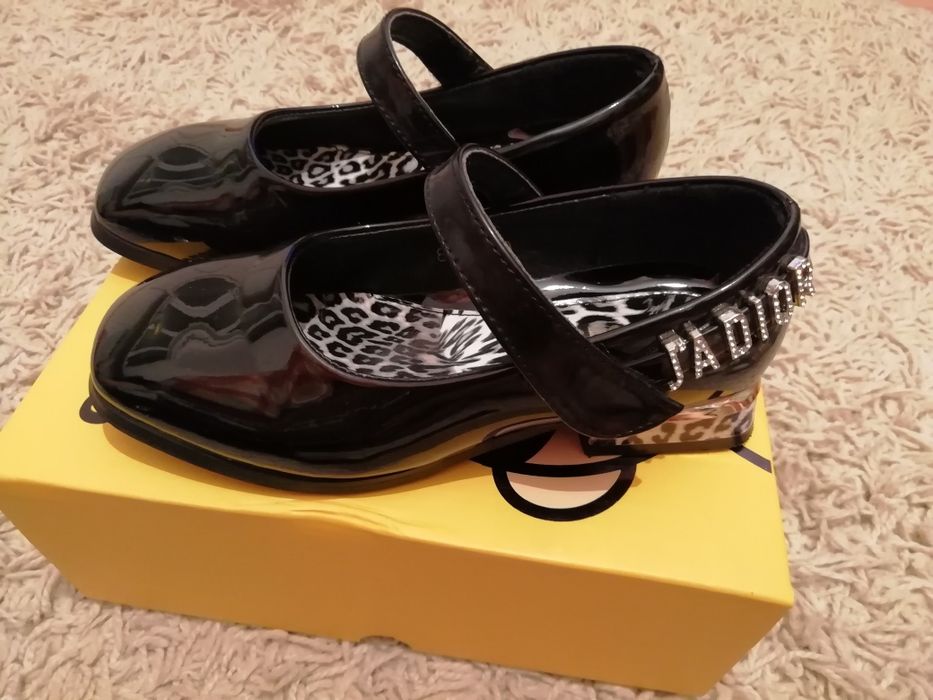 Туфли детские для девочек