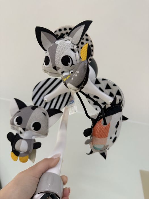 Tiny love Музикална въртележка